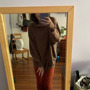 Oversized brown turtleneck